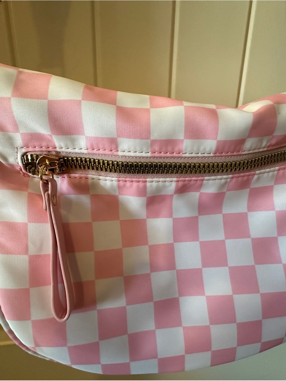 Checkered cross body bag.